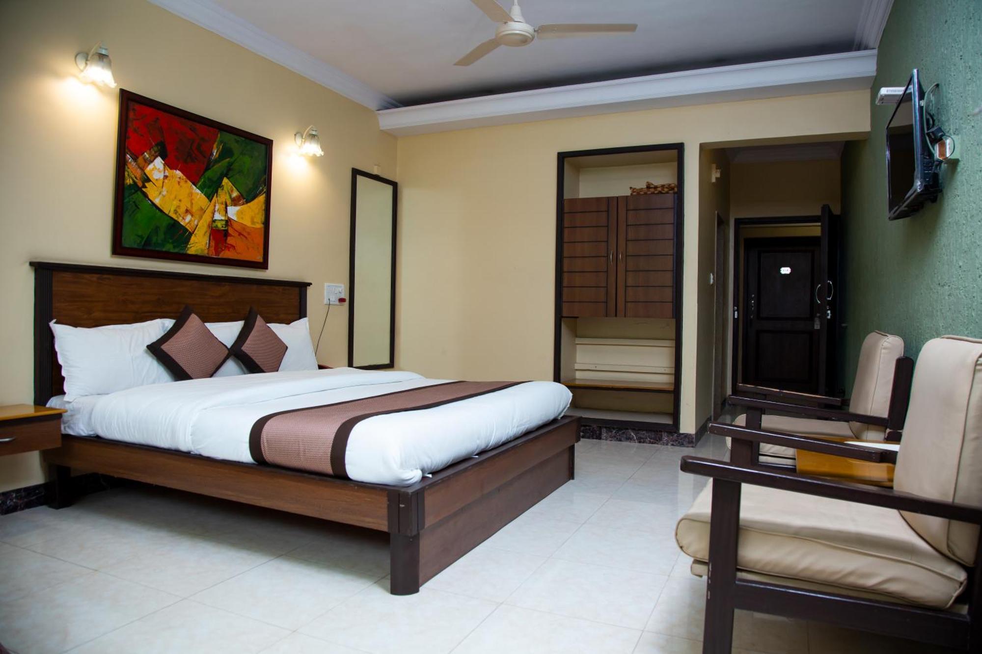 Hotel Sai Leela - Shirdi Buitenkant foto
