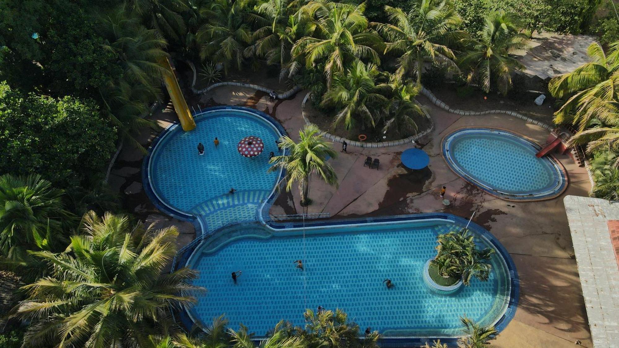 Hotel Sai Leela - Shirdi Buitenkant foto