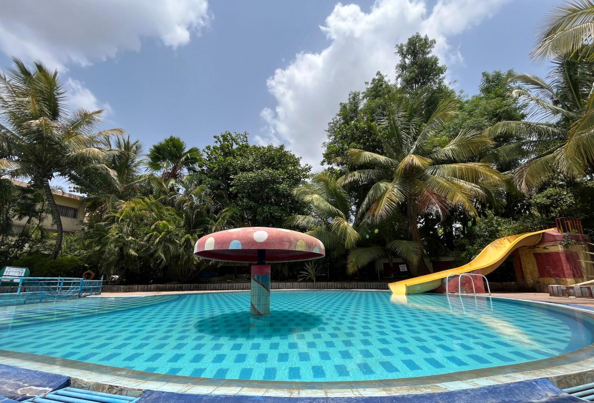 Hotel Sai Leela - Shirdi Buitenkant foto