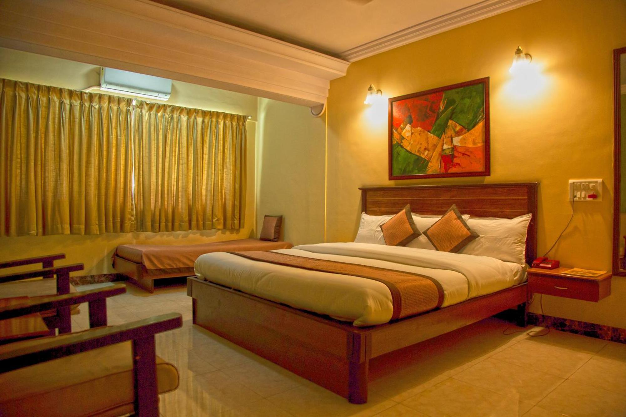Hotel Sai Leela - Shirdi Buitenkant foto