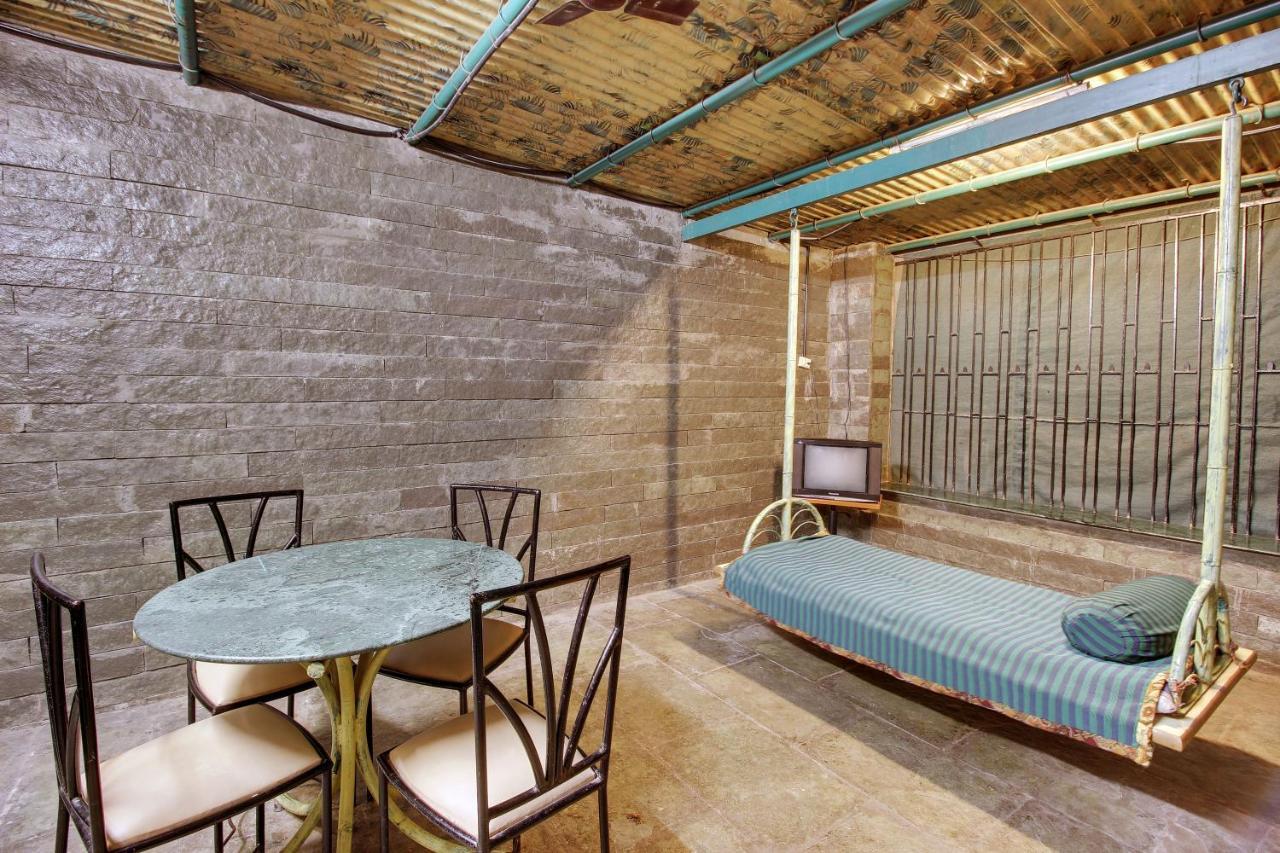 Hotel Sai Leela - Shirdi Buitenkant foto