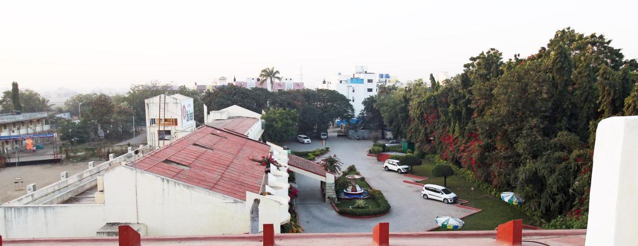 Hotel Sai Leela - Shirdi Buitenkant foto